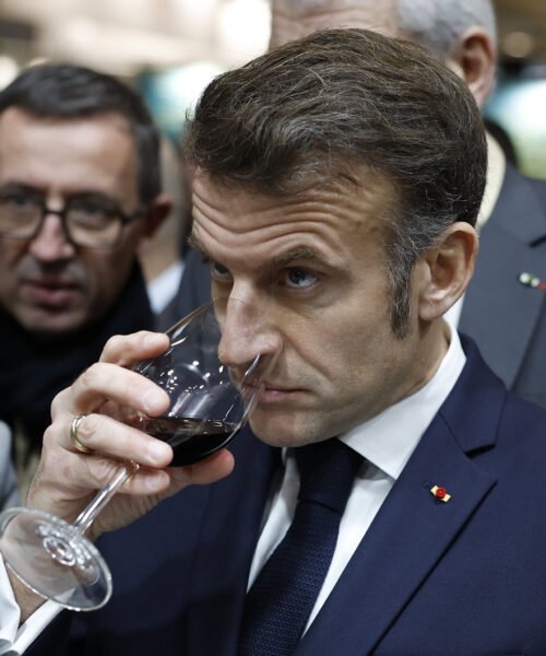 La derivada francesa: ‘fake news’ sobre Macron, el piso en una zonas lujosa de París y el ex ministro Jack Lang