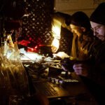 De sótanos a la línea de fuego: por qué los drones están cambiando el campo de batalla en la guerra de Ucrania