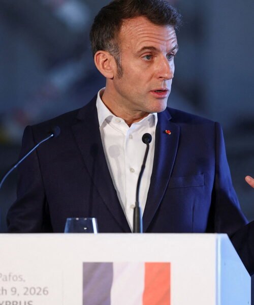 Macron anuncia que el portaaviones al que acompaña la fragata española formará parte de una «operación sin precedentes» para proteger el Estrecho de Ormuz