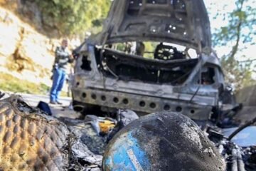 Israel mata a una docena de personas en el sur del Líbano, entre ellos cinco socorristas en un entierro y tres periodistas