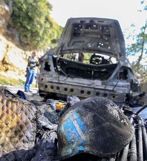 Israel mata a una docena de personas en el sur del Líbano, entre ellos cinco socorristas en un entierro y tres periodistas