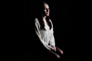 Comerás flores y culebras: ¿por qué el abuso es un éxito literario?