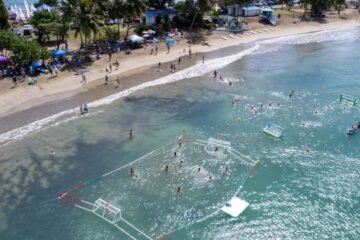 En acción el DRD International Beach Water Polo ProClassic en Luquillo