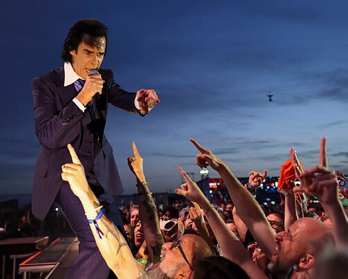 Nick Cave: una conmoción mística para creer en el poder transformador de la música