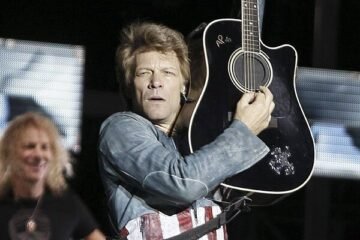 Jon Bon Jovi suspende un concierto en Nueva York por un problema con la voz