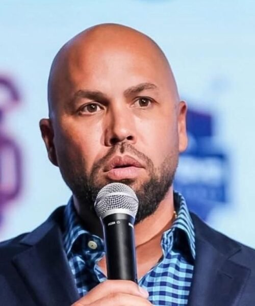 Beltrán agedeció a Dios, a su familia y a Puerto Rico por su ingreso al Salón de la Fama
