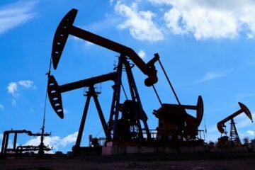 Choque petrolero agrava riesgo de estancamiento económico en Puerto Rico