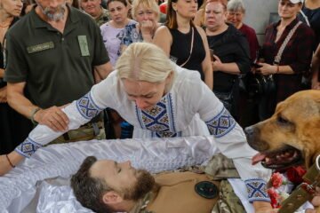 Ucrania llora al arqueólogo Oleksi Yúkov, el «recolector de almas»
