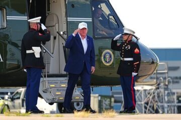 Donald Trump viajó desde Turquía con un avión señuelo ante la amenaza de Irán