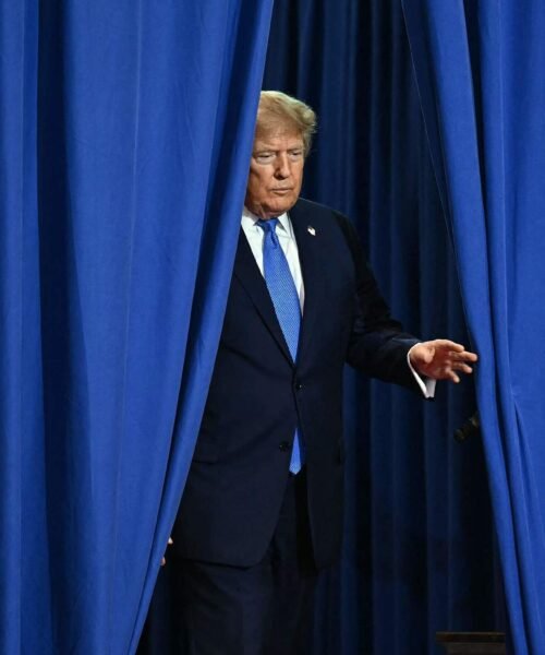 Trump rebaja los ejercicios militares con Seúl y apela a su «muy buena relación» con Corea del Norte