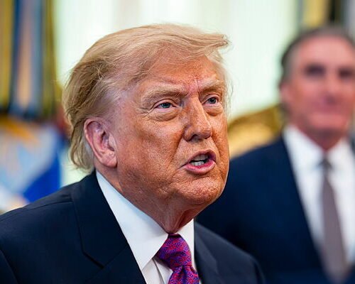 Trump se plantea cambiar el nombre al Atlántico o al Pacífico por océano América