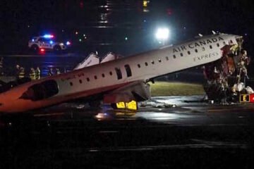 Controladores aéreos dejaron su puesto antes del mortal accidente en Nueva York entre un avión de Air Canada y un camión de bomberos