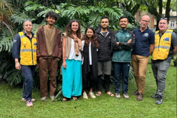 La australiana Cara Severino, hallada sana y salva gracias a cuatro senderistas nepalíes