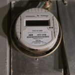 Miles de sureños continúan sin electricidad