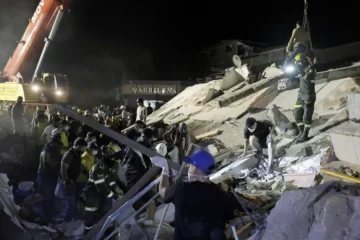 Terremoto de 7,4 en Colombia, desastre natural con más de 130 muertos y 570 heridos