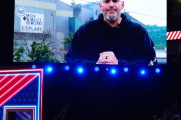 John Fetterman, el senador ‘demócrata’ que alarma a sus colaboradores y conmociona la política animando a Trump en su convención