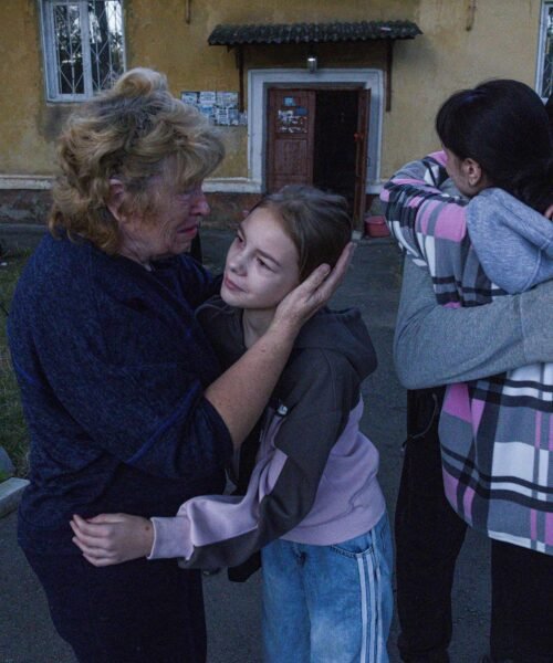 EL MUNDO, testigo de las evacuaciones de Kramatorsk, con los rusos a 10 kilómetros de sus puertas