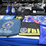 Los ‘hackers’ de ShinyHunters aseguran haber robado datos de miles de empleados del FBI