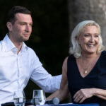 Las acusaciones de antisemitismo a Bardella ensombrecen la campaña de Le Pen: «El judío debe dominar a los demás pueblos, aplastarlos y robarles»