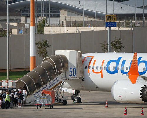 El copiloto de Flydubai que estuvo a punto de estrellar el avión tenía prohibido volar en Omán por sospechas de extremismo
