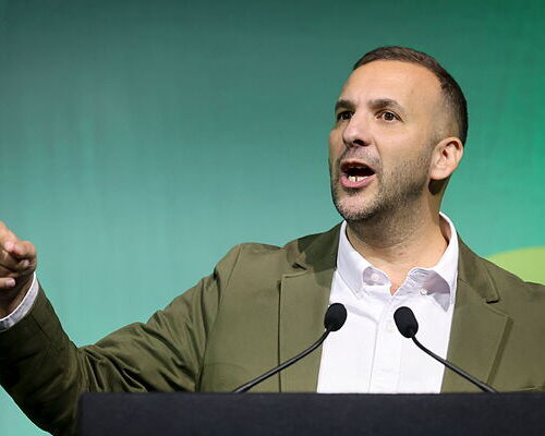 El líder del Partido Verde británico no podrá entrar en Israel tras declarar al sionismo como racismo