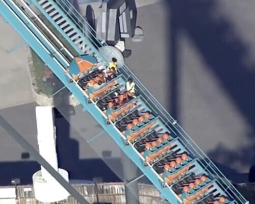 Un muerto y cuatro heridos en una montaña rusa en el parque Six Flags Over de Georgia