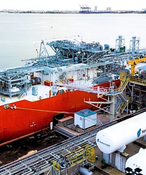 Tribunal federal ordena a New Fortress facilitar entrada de otros suplidores de gas natural