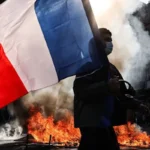 Oleada de protestas con Francia con más de 100 detenidos en París